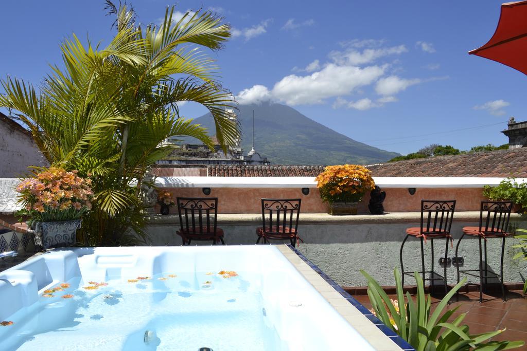 D'Leyenda Hotel Antigua Ngoại thất bức ảnh